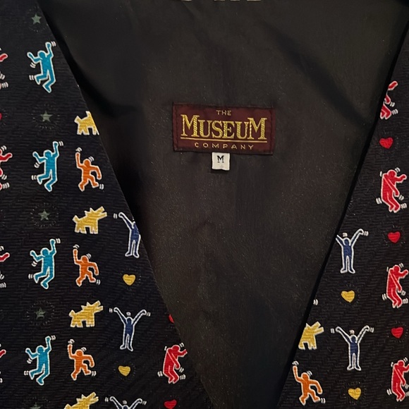 The Museum Company black silk Keith Haring vest size Medium - mint condition - Picture 2 of 8